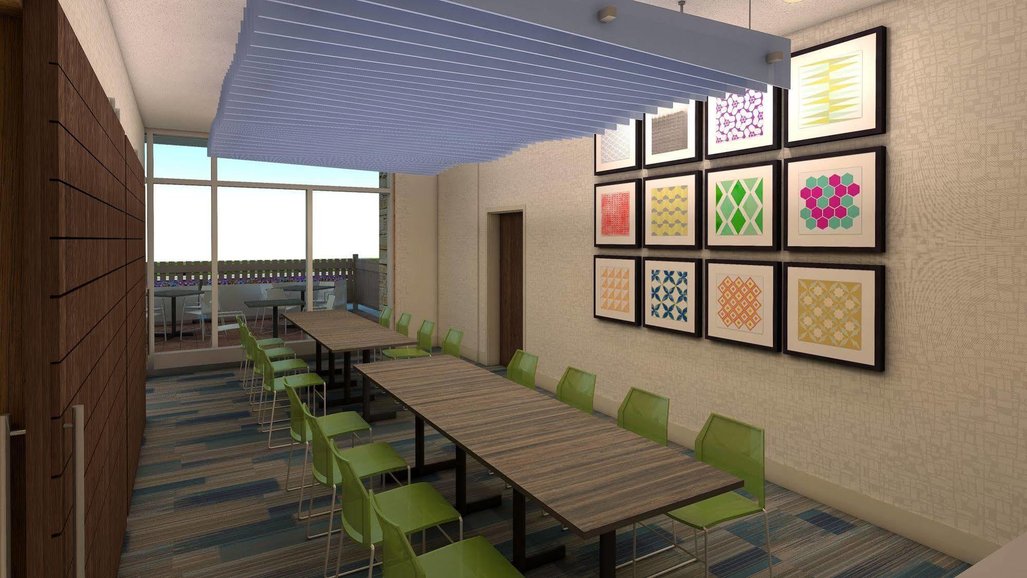 Express & - Airport - Cascade Stn By Ihg