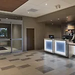 Holiday Inn Express & Suites - Portland Airport - Cascade Stn By Ihg