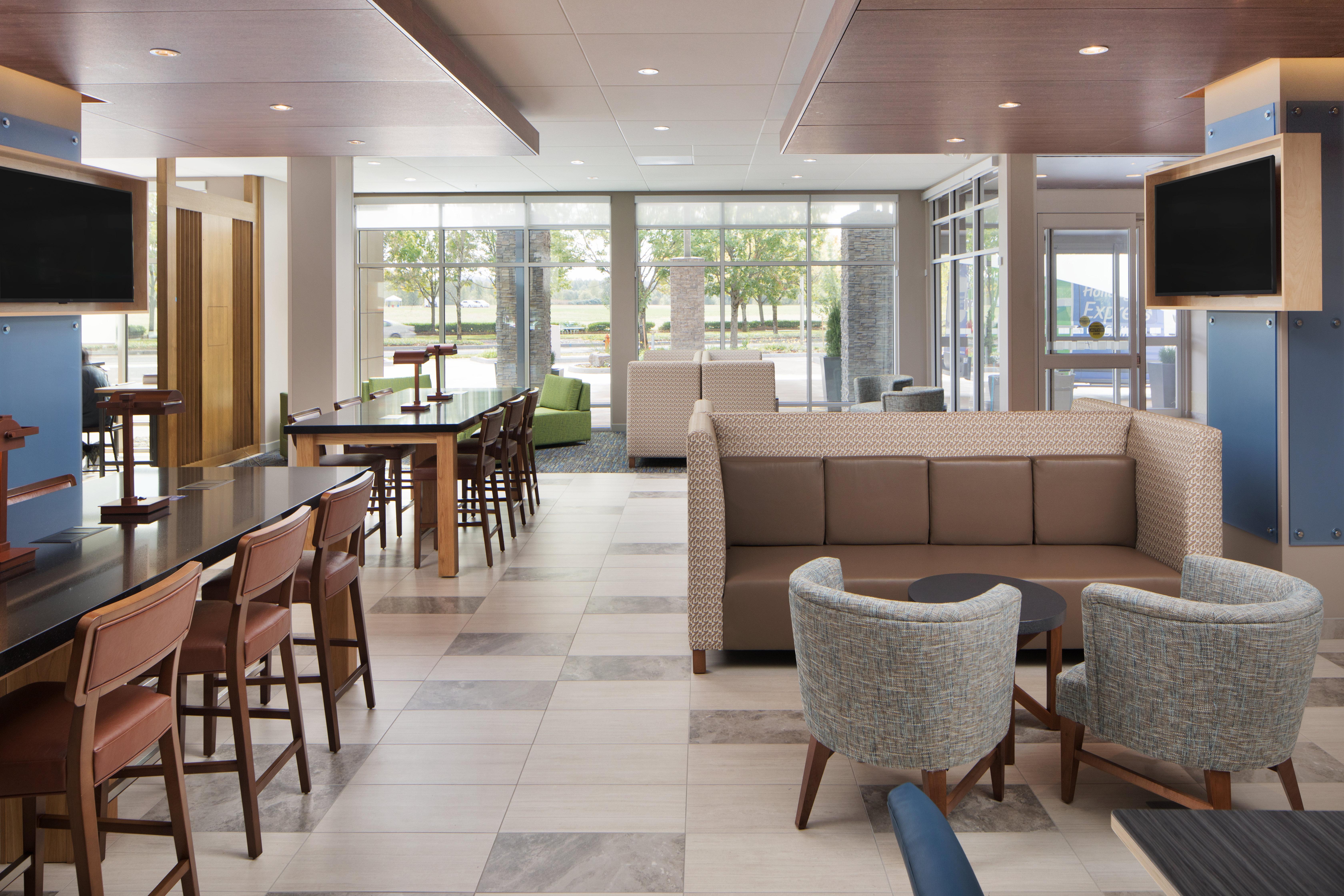 Express & - Airport - Cascade Stn By Ihg Portland